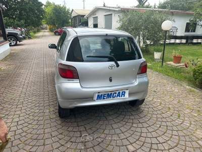 Toyota Yaris 5p 1.0 Sol IDONEA PER NEOPATENTATI Argento usata Rimini