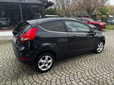 Ford Fiesta VI 3p 1.4 16v Titanium Gpl  IDONEA PER NEOPATATI Nero usata Rimini