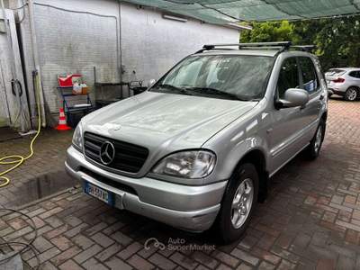 Mercedes-Benz Classe G AUT GPL UNIPROPRIETARIO 7 POSTI ISCRITTO ASI Argento usata Rimini