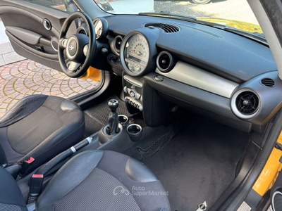 MINI 1.5 Cooper D Hype 5 1.6 D BELLISSIMA UNICO PROPRIETARIO PERMUTABILE Giallo usata Rimini
