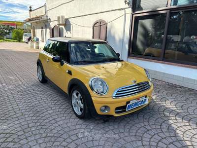 MINI 1.5 Cooper D Hype 5 1.6 D BELLISSIMA UNICO PROPRIETARIO PERMUTABILE Giallo usata Rimini