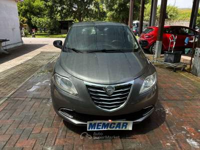 Lancia Ypsilon Ypsilon 1.3 mjt Platinum s Grigio usata Rimini