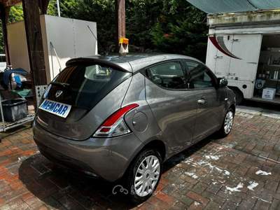Lancia Ypsilon Ypsilon 1.3 mjt Platinum s Grigio usata Rimini