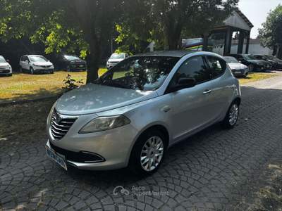 Lancia Ypsilon Ypsilon 1.3 mjt Gold UNICO PROPRIETARIO OK NEOPAT Argento usata Rimini