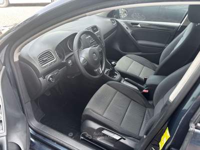 Volkswagen Golf 5p 1.6 tdi Comfort IDONEA NEOPATENTATI UNIPROPRIET Nero usata Rimini