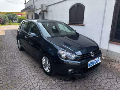 Volkswagen Golf 5p 1.6 tdi Comfort IDONEA NEOPATENTATI UNIPROPRIET Nero usata Rimini