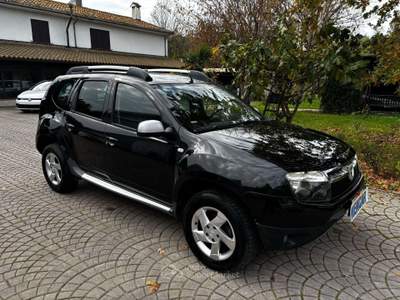 Dacia Duster 1.5 dci Laureate 4x4 110cv UNICO PROPRIETARIO Nero usata Rimini