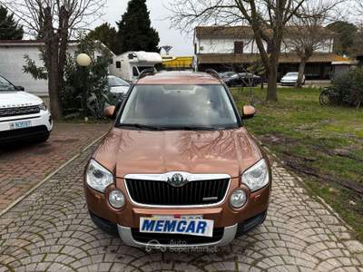 Skoda Yeti 1.6 tdi Ambition OK NEOPATENTATI UNIPROPRITARIO Bronzo usata Rimini