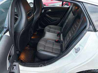 Mercedes-Benz CLA Shooting Brake d Executive auto FL BELLISSIMA Bianco usata Rimini