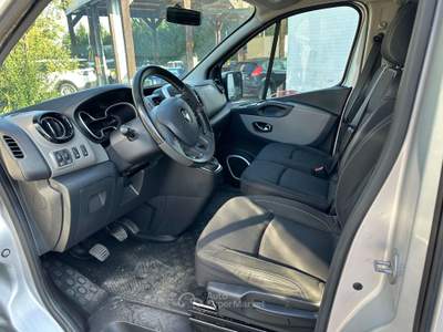 Renault Trafic 9 POSTI IVA ESPOSTA BELLISSIMO PERMUTABILE Grigio usata Rimini