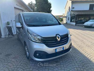 Renault Trafic 9 POSTI IVA ESPOSTA BELLISSIMO PERMUTABILE Grigio usata Rimini