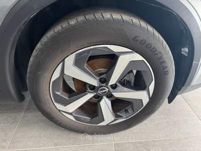Nissan Qashqai 1.3  N-Connecta 140cv Grigio usata Pozzuoli