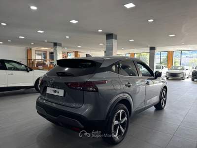 Nissan Qashqai 1.3  N-Connecta 140cv Grigio usata Pozzuoli