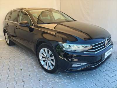 Volkswagen Passat 2.0 TDI SCR EVO DSG Business Nero usata Resana