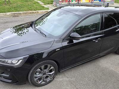 Ford Focus UNICO PROPRIETARIO PARI AL NUOVO Nero usata Grosseto