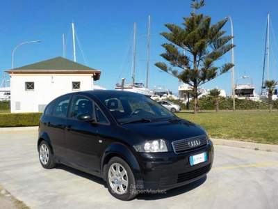 Audi A2 1.4 TDI Comfort Argento usata Gallipoli