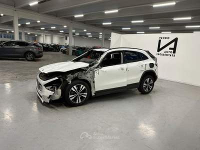 Mercedes-Benz GLA EXECUTIVE Bianco usata Megliadino San Vitale