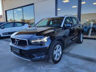 Volvo XC40  2.0 d3 momentum awd usata San Secondo di Pinerolo