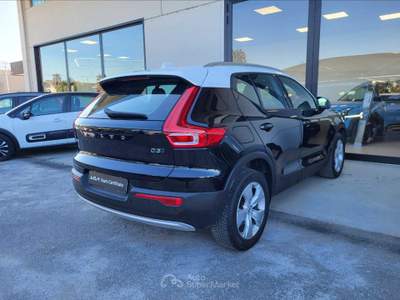Volvo XC40  2.0 d3 momentum awd usata San Secondo di Pinerolo