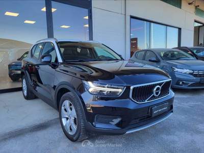 Volvo XC40  2.0 d3 momentum awd usata San Secondo di Pinerolo