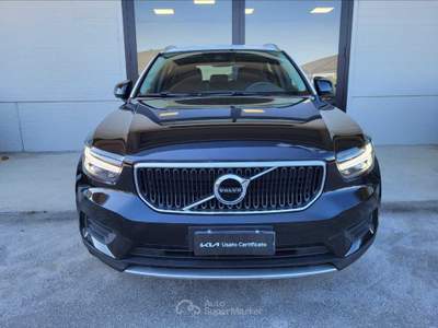 Volvo XC40  2.0 d3 momentum awd usata San Secondo di Pinerolo