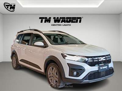 Dacia Jogger  -  1.0 tce 110 cv 7 posti comfort Bianco usata Firenze