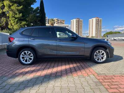 BMW X1 X1 X1 sdrive18d my12 Grigio usata Taranto