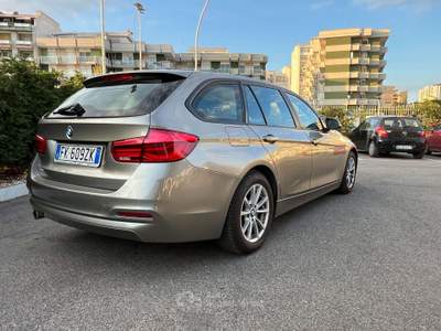 BMW Serie 3 318d 318 Serie 3 F31 2015 Touring 318d Touring Business Advantage auto Grigio usata Taranto