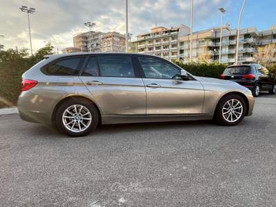 BMW Serie 3 318d 318 Serie 3 F31 2015 Touring 318d Touring Business Advantage auto Grigio usata Taranto