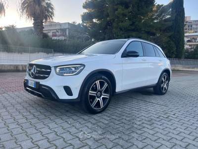 Mercedes-Benz GLC GLC - X253 2019 d Executive 4matic auto Bianco usata Taranto