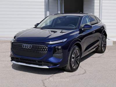Audi Q3 Sportback NEW 2.0 Tdi 150cv S-tr. Business Adv. Blu/Azzurro usata Civita Castellana