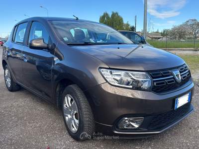 Dacia Sandero Ok neo patentato, Euro6, consumi contenuti Marrone usata MILANO
