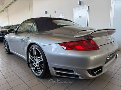 Porsche 911 Turbo Cabriolet //SPORT-CHRONO//COCOA// Argento usata Parma