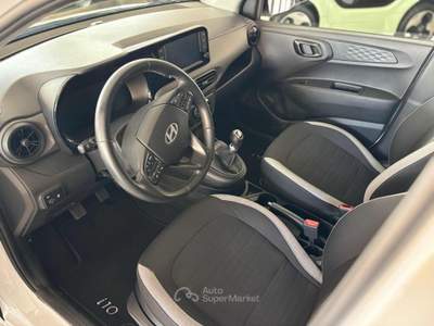 Hyundai i10 1.0 MPI Connectline Bianco usata Pesaro