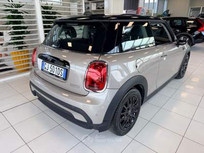 MINI Cooper 1.5 Cooper Classic 3p. auto Grigio usata Ferrara