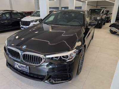 BMW Serie 5 520d d aut. Msport Nero usata Savona