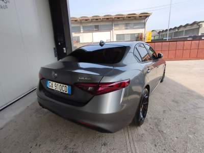 Alfa Romeo Giulia 2020,led, automatico,grigio/nero lucido usata Bassano del Grappa