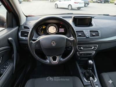 Renault Mégane Non fumatore, 2 proprietari Rosso usata Pozzuoli
