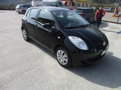 Toyota Yaris 5p 1.0 Sol GARANTITA FULL OPTIONAL Nero usata Ariano Irpino