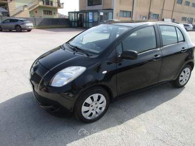 Toyota Yaris 5p 1.0 Sol GARANTITA FULL OPTIONAL Nero usata Ariano Irpino