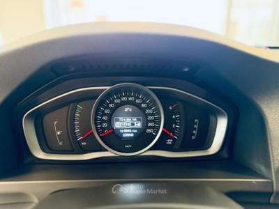 Volvo V60 1.6 d2 Business powershift N1 Grigio usata San Michele Salentino