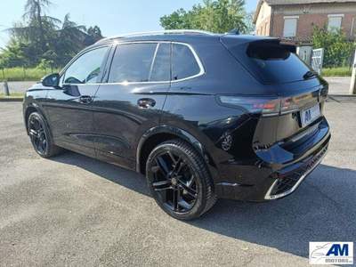 Volkswagen Tiguan 2.0 TDI 193 CV EVO DSG R-Line Nero usata Castelnovo di Sotto