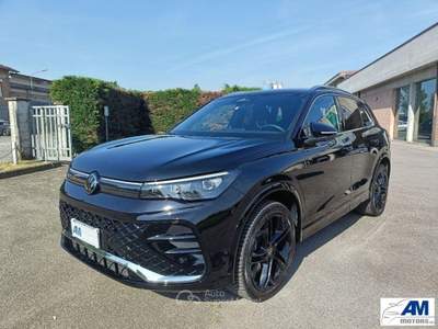 Volkswagen Tiguan 2.0 TDI 193 CV EVO DSG R-Line Nero usata Castelnovo di Sotto