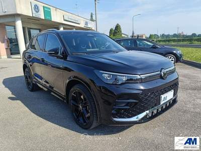 Volkswagen Tiguan 2.0 TDI 193 CV EVO DSG R-Line Nero usata Castelnovo di Sotto
