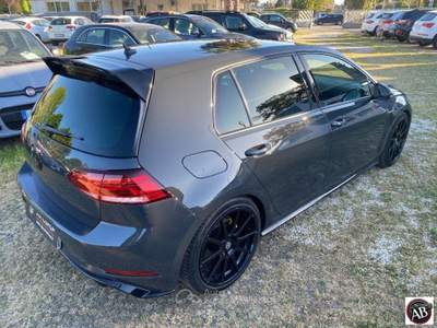 Volkswagen Golf 1.5 TSI 150CV EVO ACT R-Line usata Latina