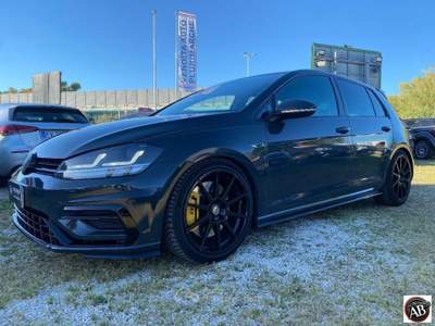 Volkswagen Golf 1.5 TSI 150CV EVO ACT R-Line usata Latina