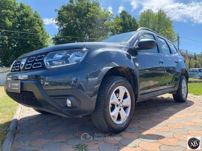 Dacia Duster 1.6 SCe GPL 4x2 Comfort Grigio usata Latina
