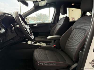Ford Kuga Kuga 2.0 EcoBlue 120 CV aut. 2WD ST-Line Bianco usata San Michele salentino