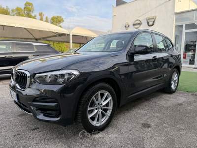 BMW X3 X3 sDrive18d 48V Business Advantage Grigio usata Mesagne