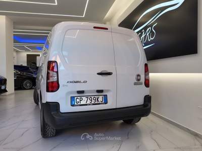 Fiat Doblò DOBLO 1.5 BlueHdi 130CV PC-TN Van usata Cerignola